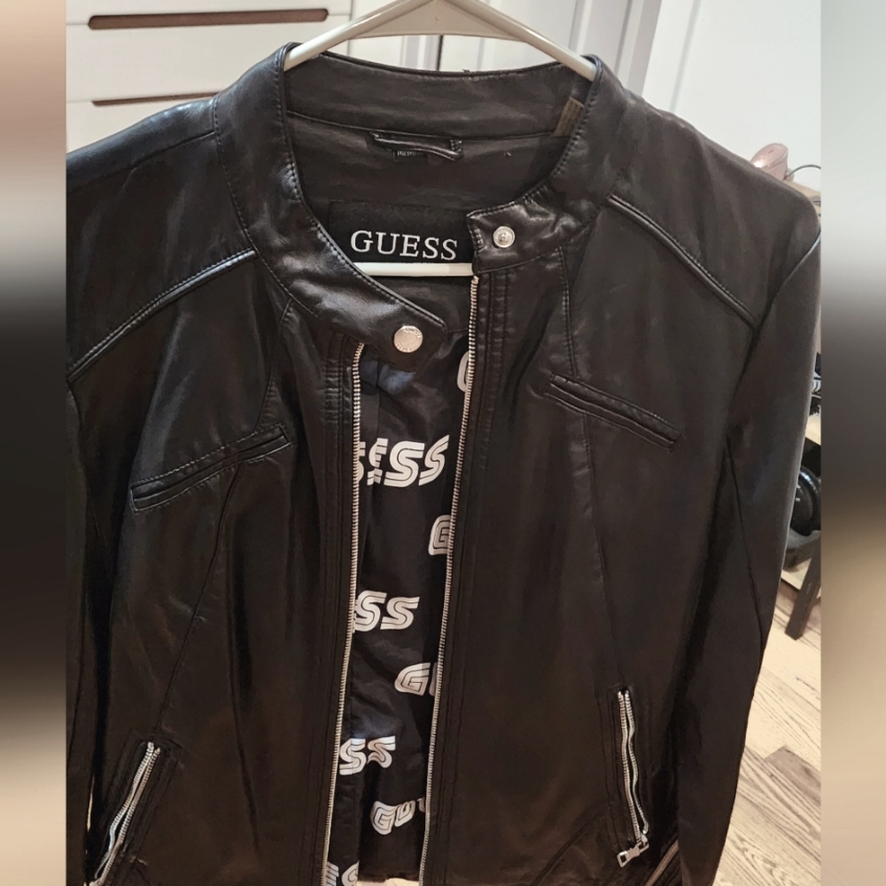GUESS JACKET